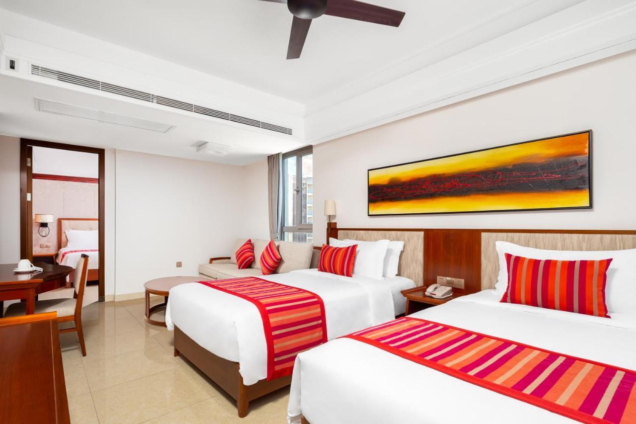 Sanya Seacube Holiday Hotel Bagian luar foto