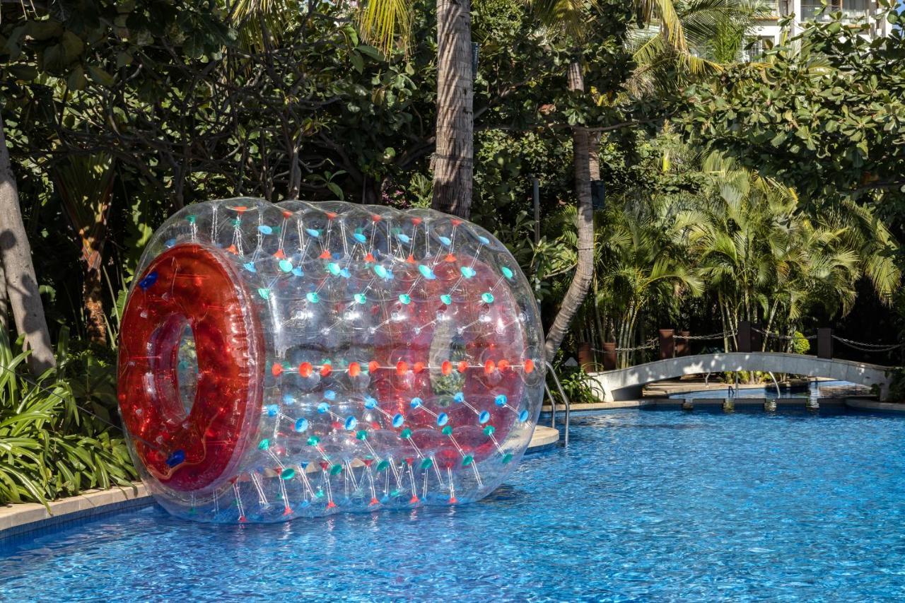 Sanya Seacube Holiday Hotel Bagian luar foto
