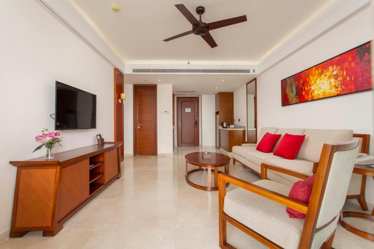 Sanya Seacube Holiday Hotel Bagian luar foto