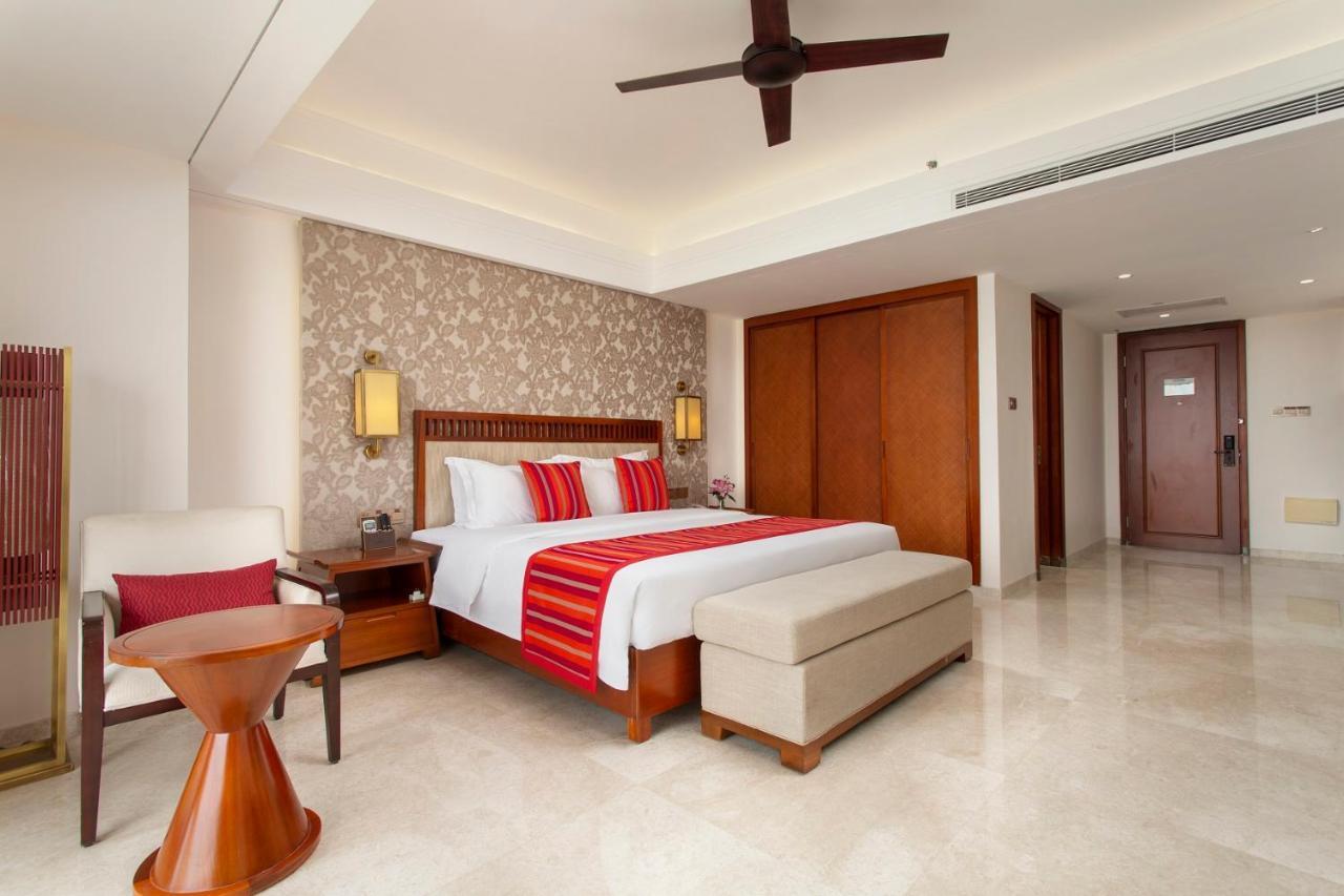 Sanya Seacube Holiday Hotel Bagian luar foto
