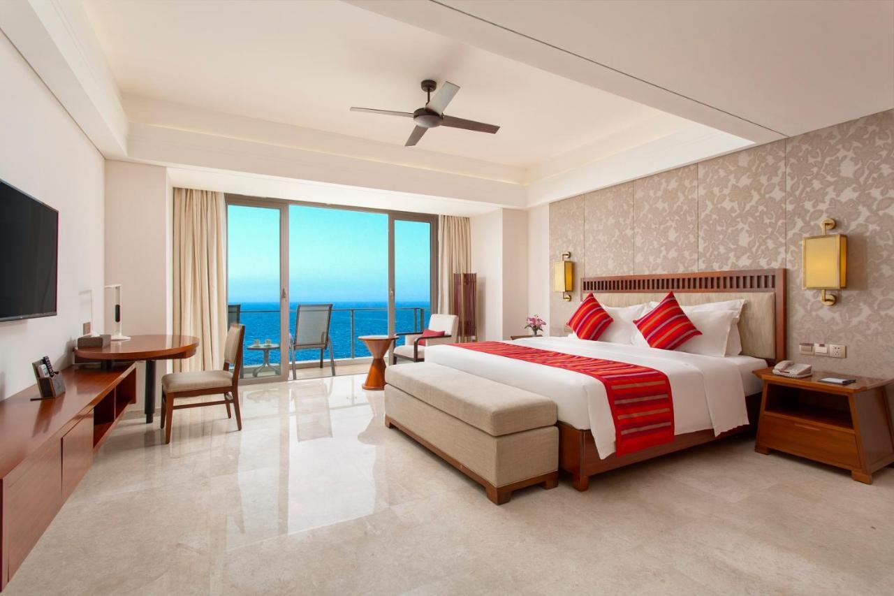 Sanya Seacube Holiday Hotel Bagian luar foto